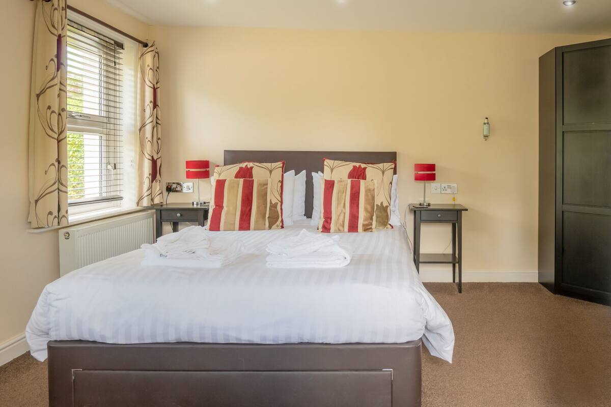 Deluxe Double Room, Ensuite, Garden View (BH7) | WiFi (free)