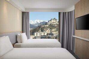 Room - Holiday Inn Express & Suites Sion by IHG (Sion)