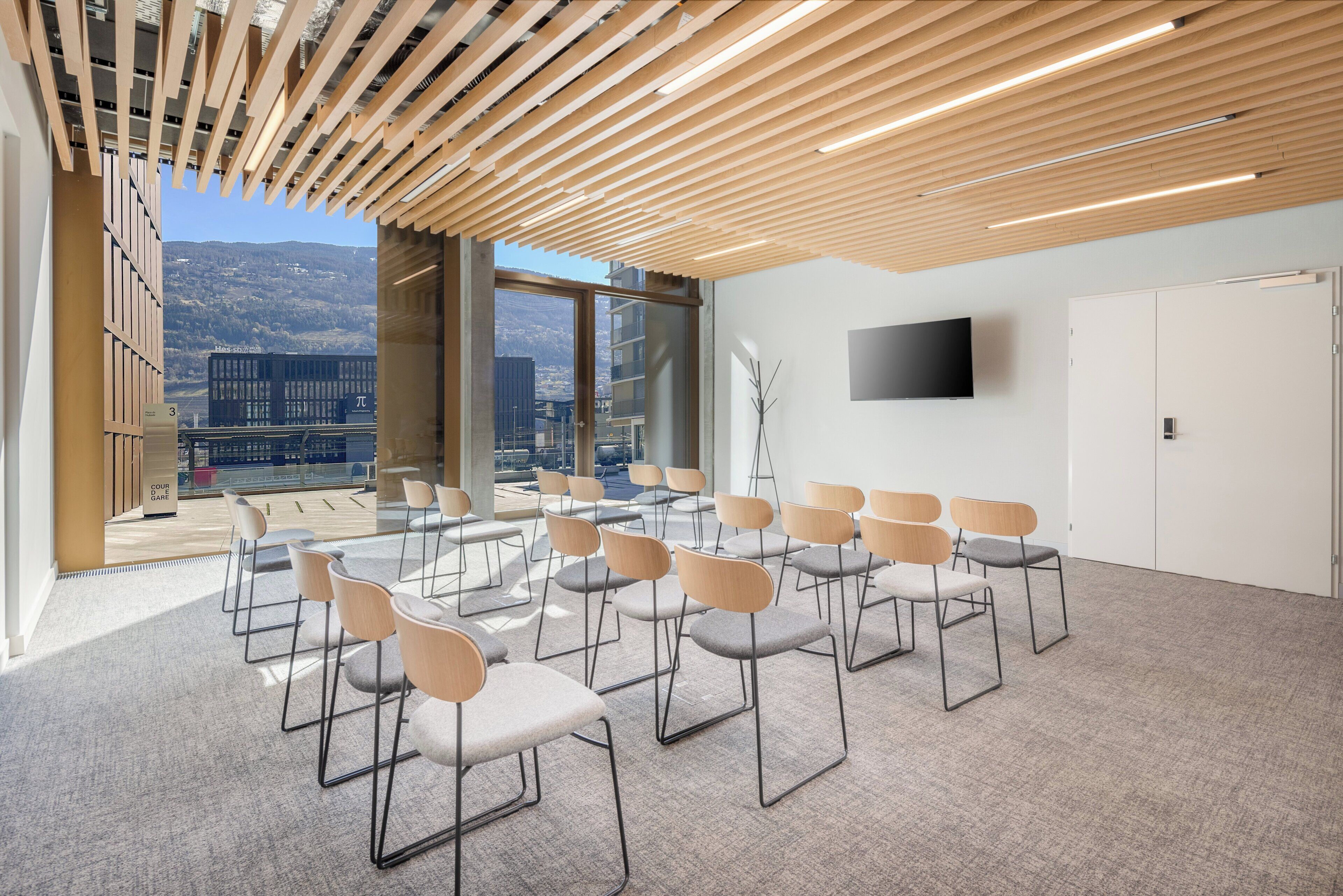 Meeting facility