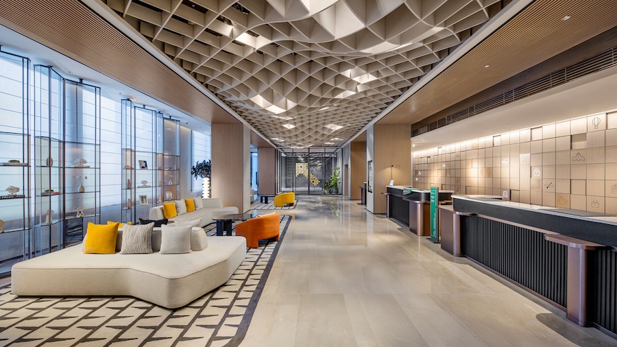 Holiday Inn Shanghai Pudong Airport by IHG