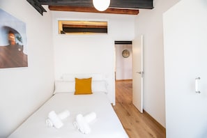 2 Schlafzimmer, Bügeleisen/Bügelbrett, kostenloses WLAN, Bettwäsche