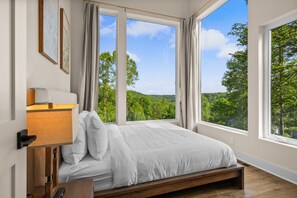 5 makuuhuonetta, silitysrauta/-lauta, vauvan matkasänky, ilmainen Wi-Fi