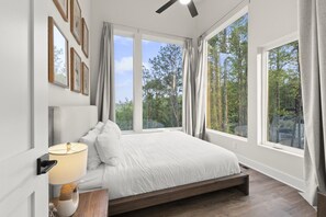 5 chambres, fer et planche à repasser, Wi-Fi gratuit, draps fournis