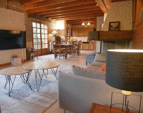 Sumptuous chalet with breathtaking mountain views