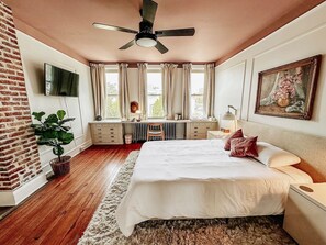 2 chambres, bureau, fer et planche à repasser, Wi-Fi gratuit