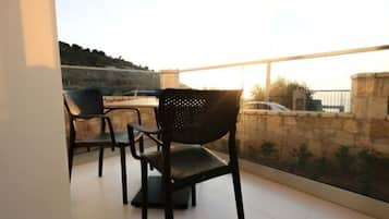 Basic-Dreibettzimmer | Balkon