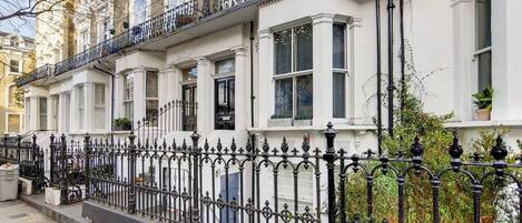 Apartment | Exterior