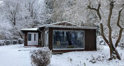 Vacation home 75 m² on the lake with private jetty, near Berlin