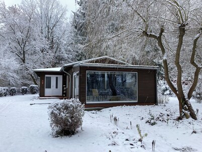 Vacation home 75 m² on the lake with private jetty, near Berlin