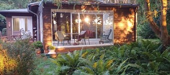 Vacation home 75 m² on the lake with private jetty, near Berlin