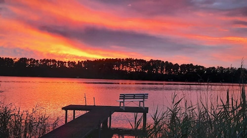 Ferienhaus 75 m² am See mit privatem Steg, bei Berlin