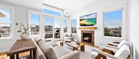 Smart TV, fireplace, computer monitors, printers