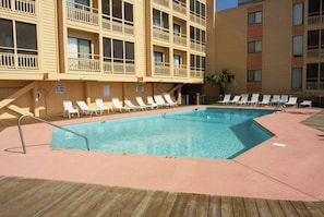 Outdoor pool - Seascape 209-3BR/2.5BA- Side Ocean View, Pool (North Myrtle Beach)