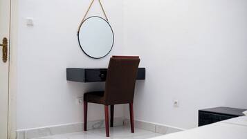 Chambre Deluxe, vue sur le jardin | Accès au Wi-Fi (inclus)
