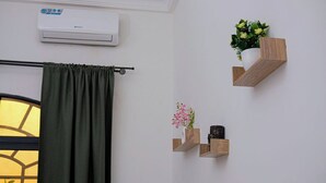 Deluxe Room, Garden View