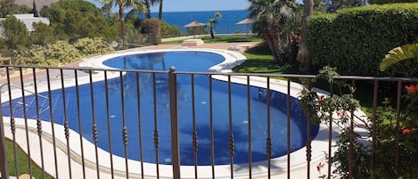 Apartment | Pool | Indoor pool