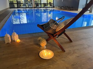 Indoor pool - Apart Hotel Goldener Hahn Baiersbronn, Ferienwohnungen | Frühstück, Sauna & Indoorpool (Baiersbronn)