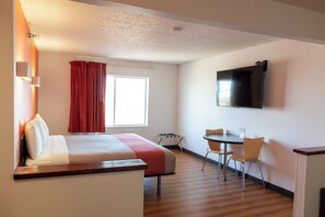 高級單人房, 1 張特大雙人床, 非吸煙房 | 書桌、免費搖籃/嬰兒床、折疊床/加床、免費無線上網