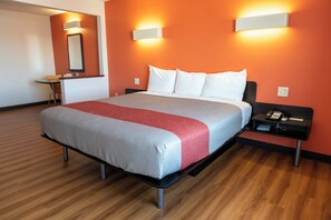 Superior Single Room, 1 King Bed, Non Smoking