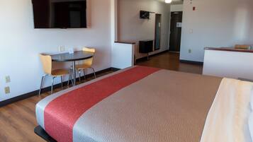 Chambre Simple Supérieure, 1 trÚs grand lit, non-fumeur