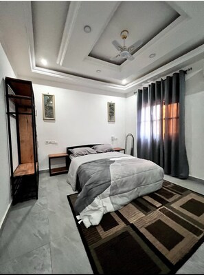2 bedrooms, WiFi, bed sheets