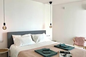 2 bedrooms, iron/ironing board, WiFi, bed sheets - Bela Luz - Olhão, Algarve (Olhão)