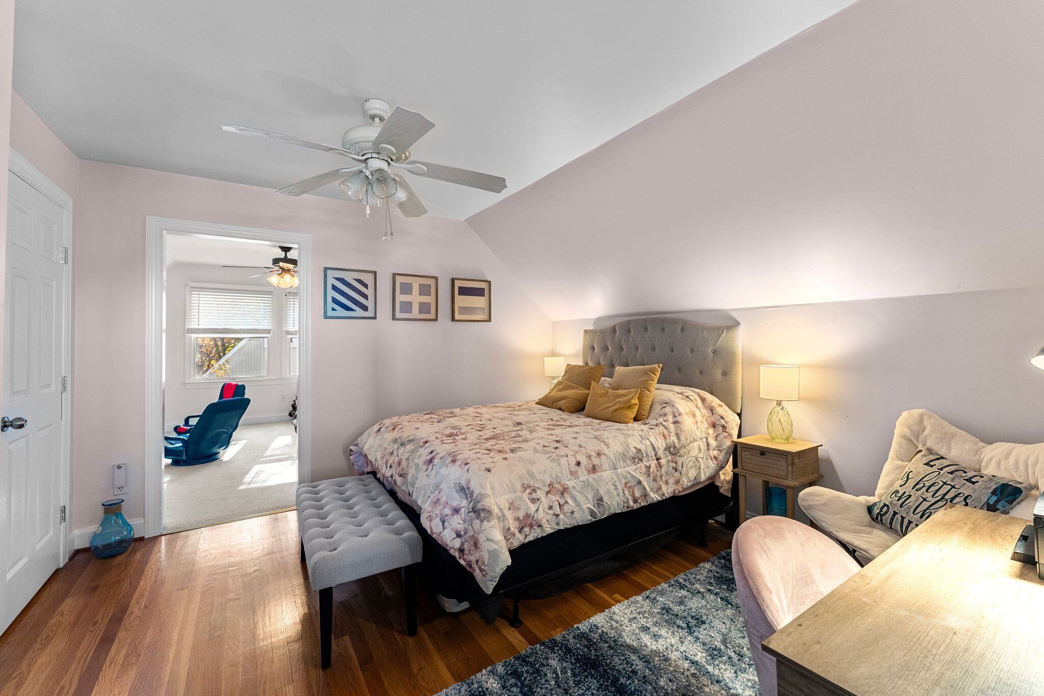 3 bedrooms, travel crib, WiFi (free), bed sheets