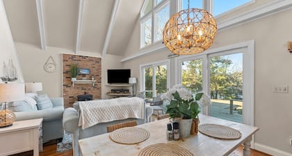 Family Friendly Waterfront Home - Private Dock, Kayaks, Fire Pit, Grill, Deck