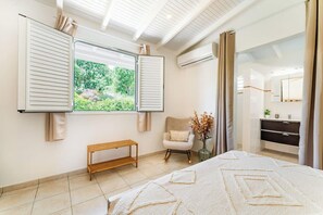 3 bedrooms, travel crib, WiFi, bed sheets