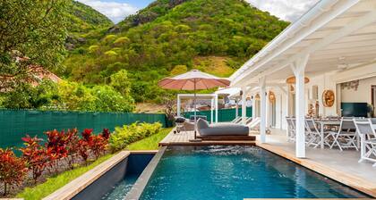 Villa Bohème with high-quality amenities. Perfect for 6 people.