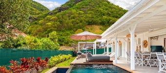 Villa Bohème with high-quality amenities. Perfect for 6 people.