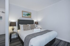 Desk, free WiFi, bed sheets