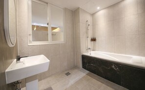 Premium Double Room, Private Bathroom | Bathroom