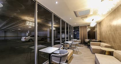 Hotel Azit - Sinsigaji