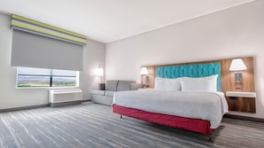 Kamer, 1 kingsize bed met slaapbank, toegankelijk voor mindervaliden, bad