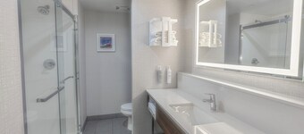 Hampton Inn By Hilton Santa Clarita-Valencia