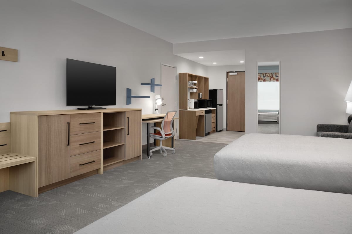 Studio Suite, 2 Queen Beds, Accessible, Bathtub | In-room safe, desk, laptop workspace, blackout drapes