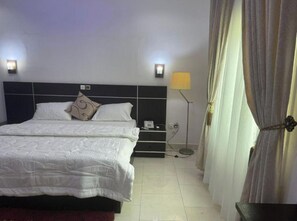 1 dormitorio, wifi, ropa de cama