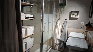 Dusche, Haartrockner