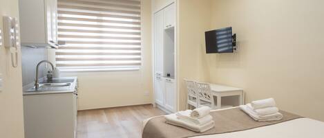 1 chambre, coffres-forts dans les chambres, bureau