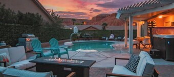 Heated Pool at Turtle Cove Sleeps 12