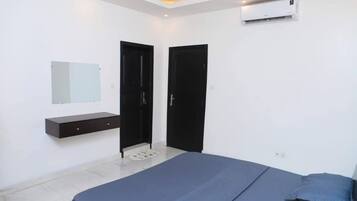 2 soveværelser, strygejern/strygebræt, sengetøj