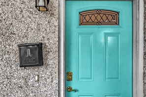 Exterior detail - Colonel's Duplex (A) (Jekyll Island)
