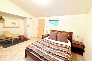 3 bedrooms, travel cot, WiFi, bed sheets - Blue Agave Marfa - Stylish Escape (Marfa)