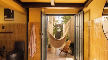 Comfort Apartment, 1 King Bed | View from room