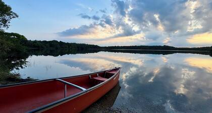 Lakefront Stunning Cape Cod Views w Private Lake Beach - Backyard is the Lake !