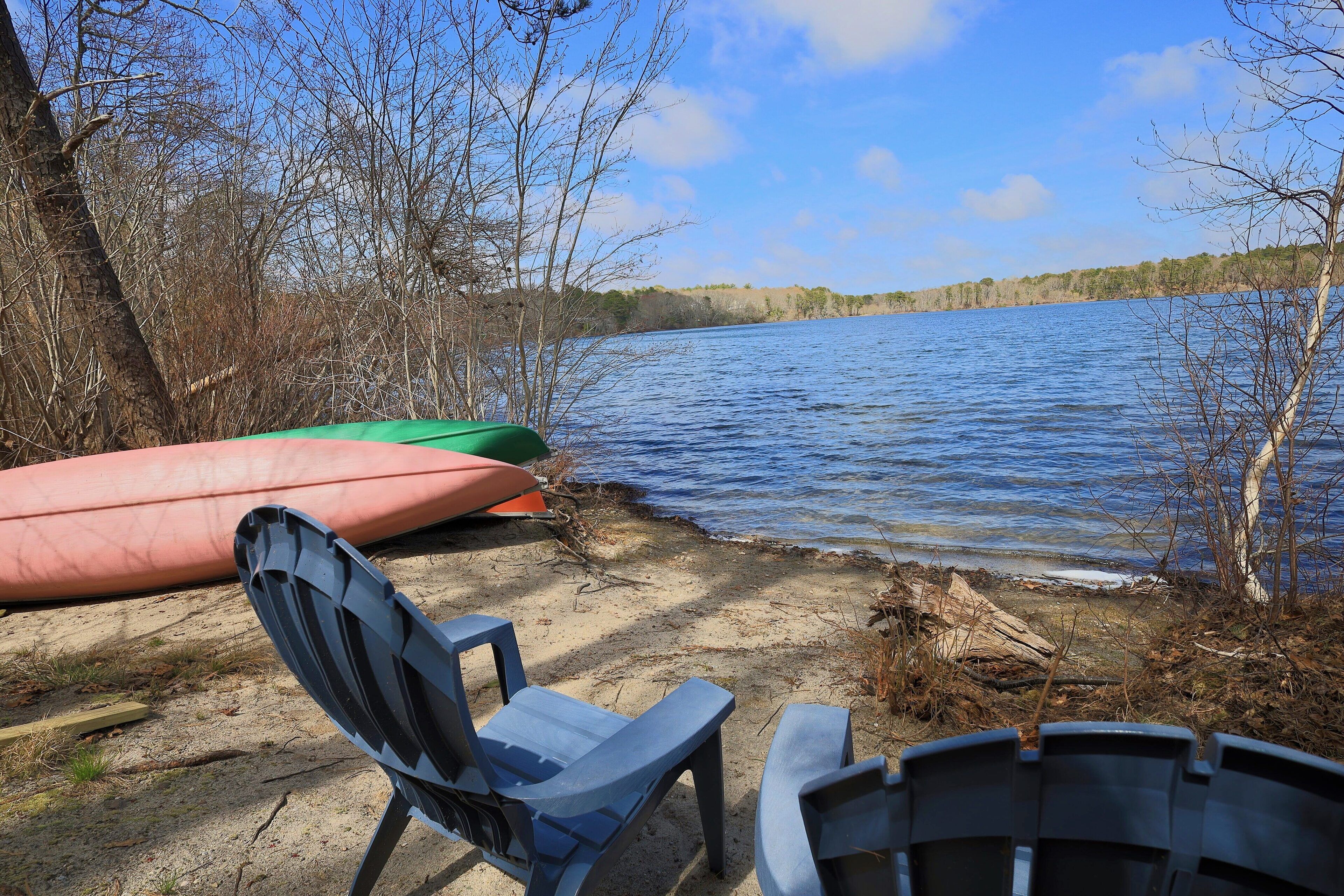 Plage, chaises longues