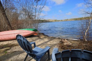 Plage, chaises longues