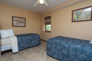 1 soverom, strykejern/-brett, wi-fi og sengetøy