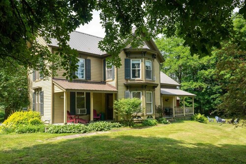 *Fly Creek Manor*3.7Mi to HOF*4Bedrooms2Ba/Sleep10